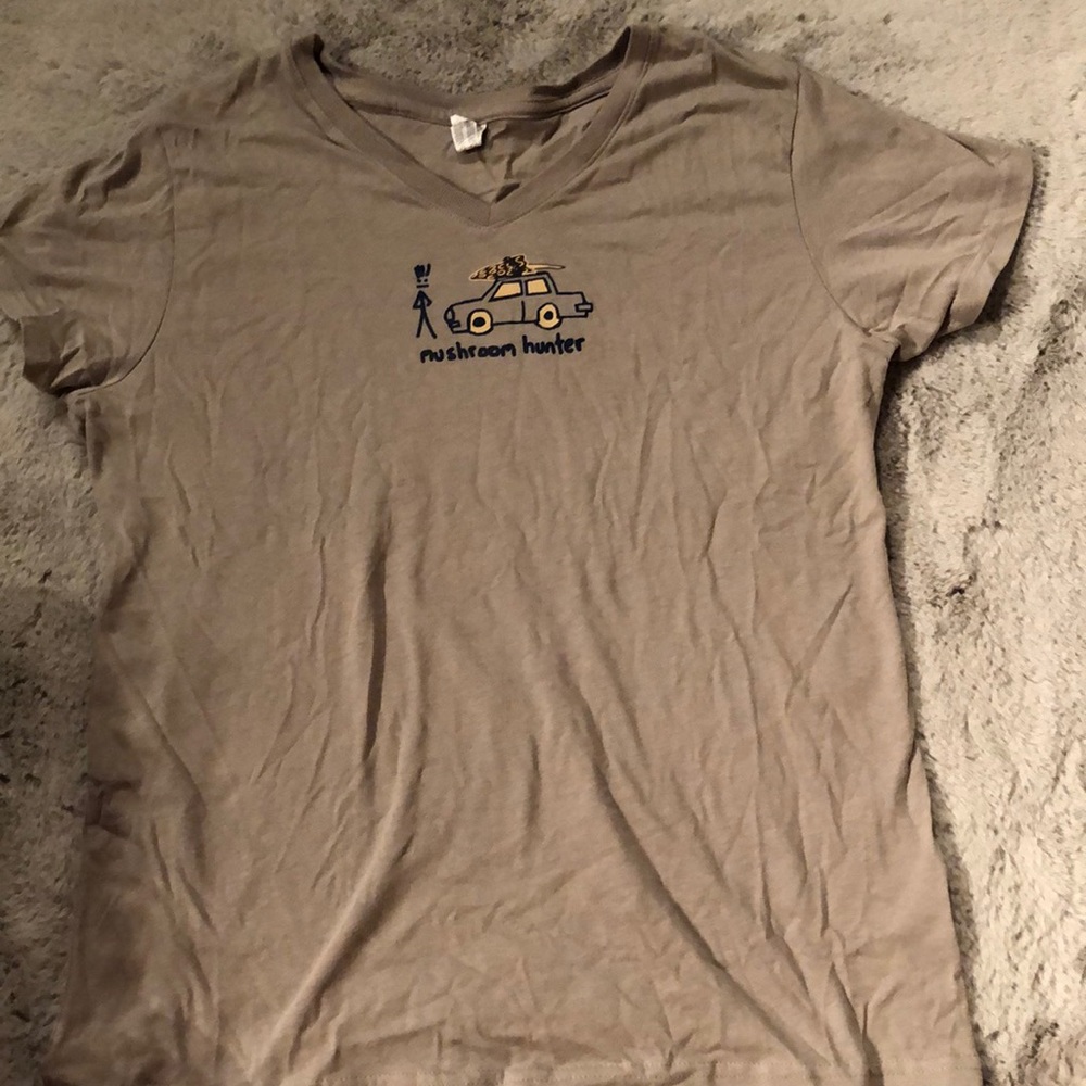 Roth mushroom tee